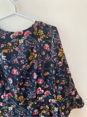NWOT Charlie Paige Multicolor Floral Dress